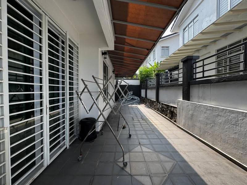 Rumah Berkembar untuk Dijual di Saujana Villa (Kajang) - Ashraff Daniel - Exterior - PropertyGuru.com.my