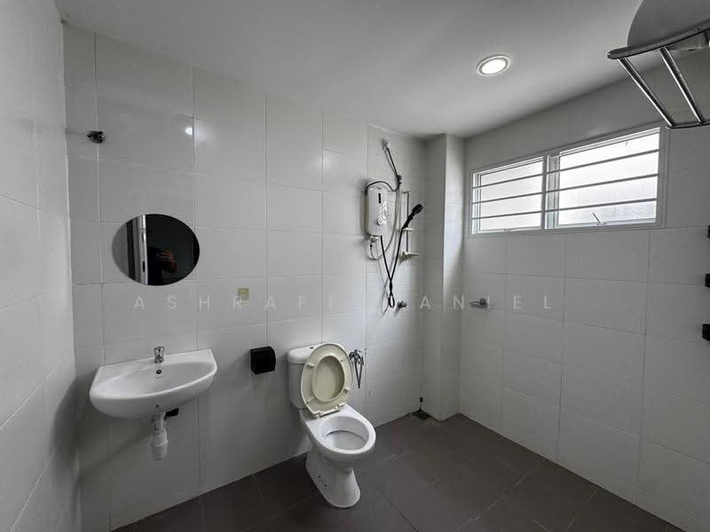 Rumah Berkembar untuk Dijual di Saujana Villa (Kajang) - Ashraff Daniel - PropertyGuru.com.my