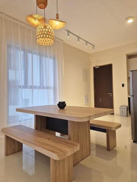 Condominium for Rent at Kings Bay @ Country Garden Danga Bay - Tommy Tai - Dining Room - PropertyGuru.com.my