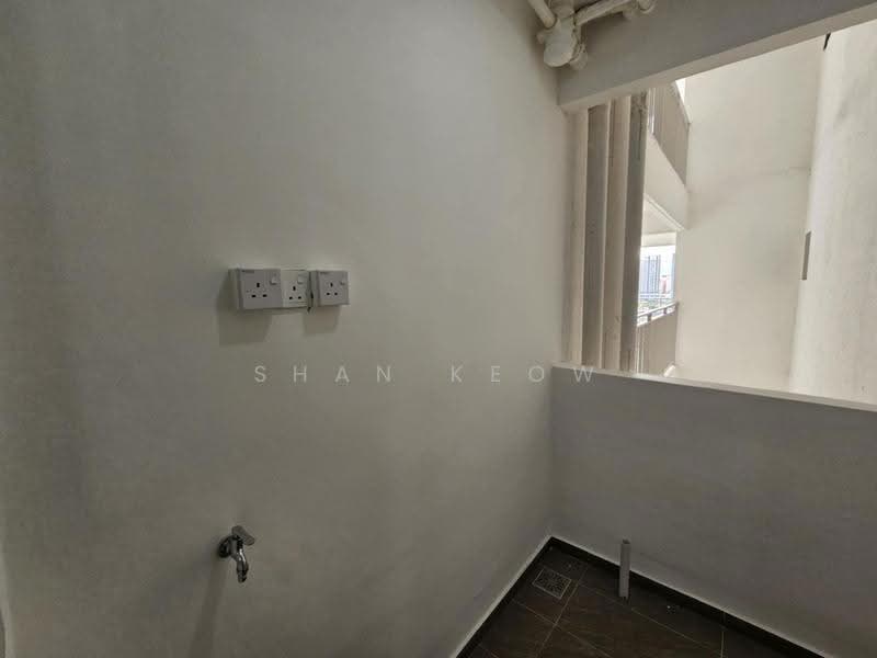Condominium for Rent at LSH33 - Shan Keow - Corridor - PropertyGuru.com.my