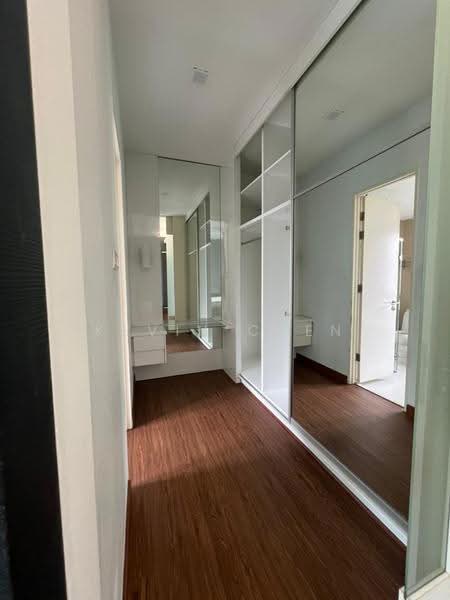 Kondominium untuk Dijual di The Park Residences 1 - Kevin Chen - Corridor - PropertyGuru.com.my