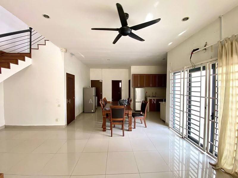 Semi-Detached House for Sale in Kajang (Selangor) - Ashraff Daniel - Dining Room - PropertyGuru.com.my