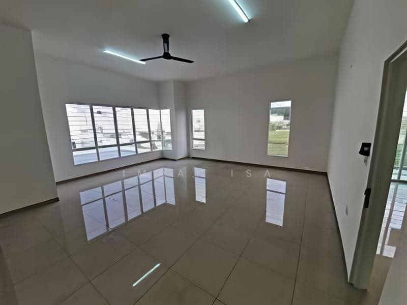 Rumah Teres untuk Dijual di Bandar Sri Sendayan (Negeri Sembilan) - Imran Isa - Living Room - PropertyGuru.com.my