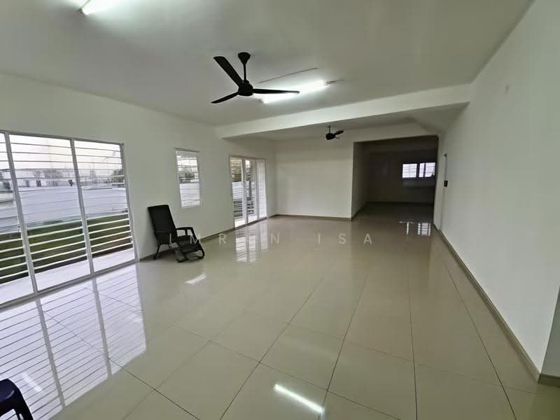 Rumah Teres untuk Dijual di Bandar Sri Sendayan (Negeri Sembilan) - Imran Isa - Living Room - PropertyGuru.com.my