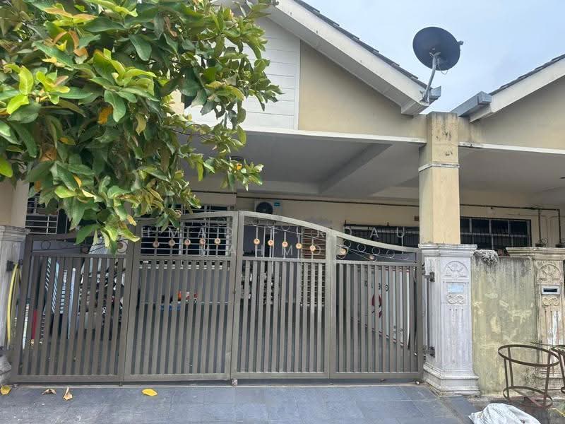 1-storey Terraced House for Sale in Jerantut (Pahang) - Ahmad Firdaus Mahmod - Exterior - PropertyGuru.com.my