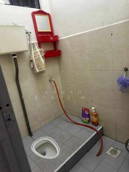 1-storey Terraced House for Sale in Jerantut (Pahang) - Ahmad Firdaus Mahmod - Bathroom - PropertyGuru.com.my
