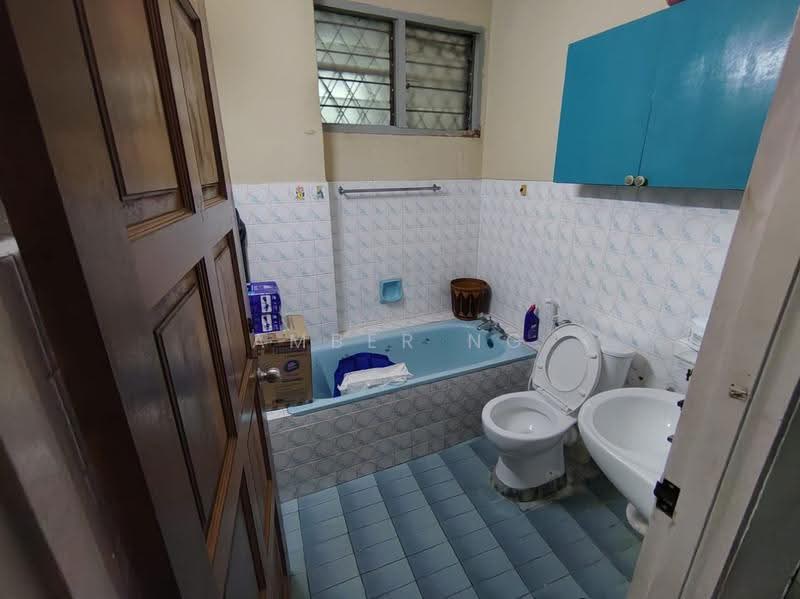 1-storey Terraced House for Sale in Taman Setapak (Setapak) - Amber Ng - Bathroom - PropertyGuru.com.my