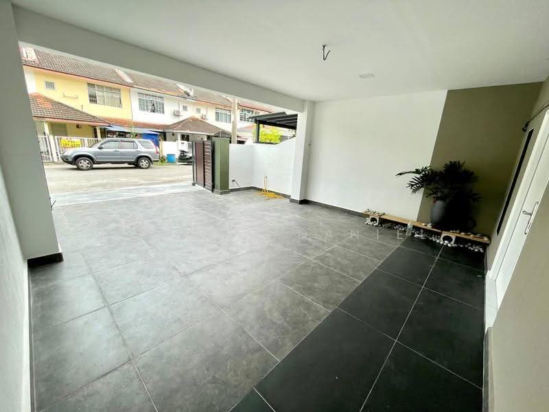 Rumah Teres 2-Tingkat untuk Dijual di Bandar Mahkota Cheras (Cheras) - Ashraff Daniel - Exterior - PropertyGuru.com.my