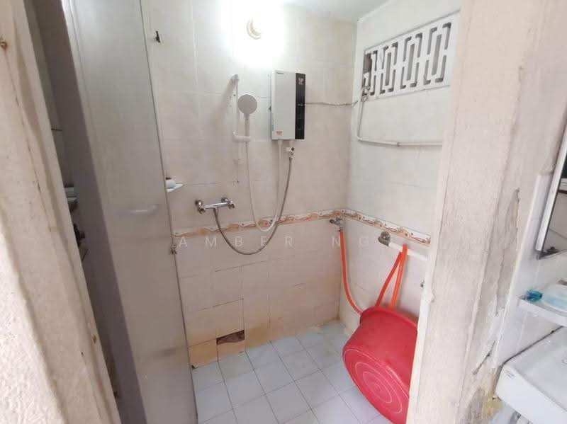 1-storey Terraced House for Sale in Taman Setapak (Setapak) - Amber Ng - Bathroom - PropertyGuru.com.my