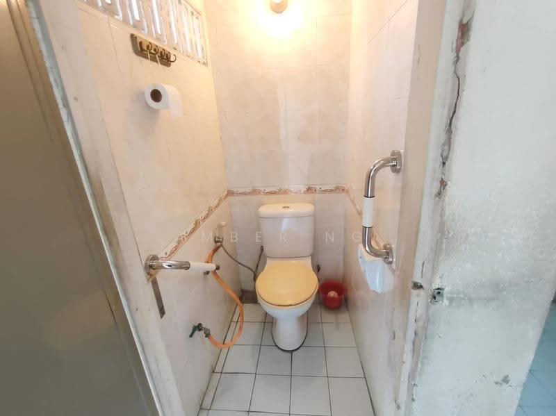 1-storey Terraced House for Sale in Taman Setapak (Setapak) - Amber Ng - Bathroom - PropertyGuru.com.my