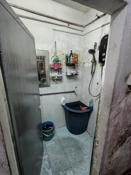 1-storey Terraced House for Sale in Taman Setapak (Setapak) - Amber Ng - Bathroom - PropertyGuru.com.my