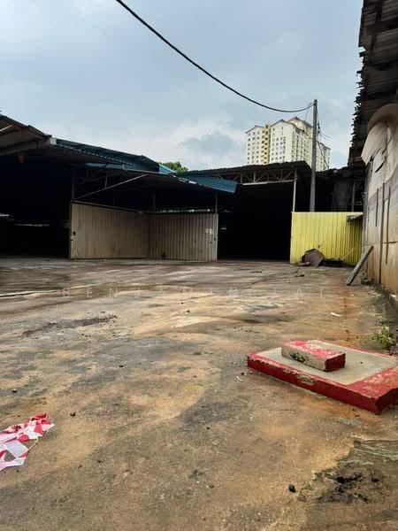 Factory for Rent in Kepong (Kuala Lumpur) - Benjamin Lai - Exterior - PropertyGuru.com.my