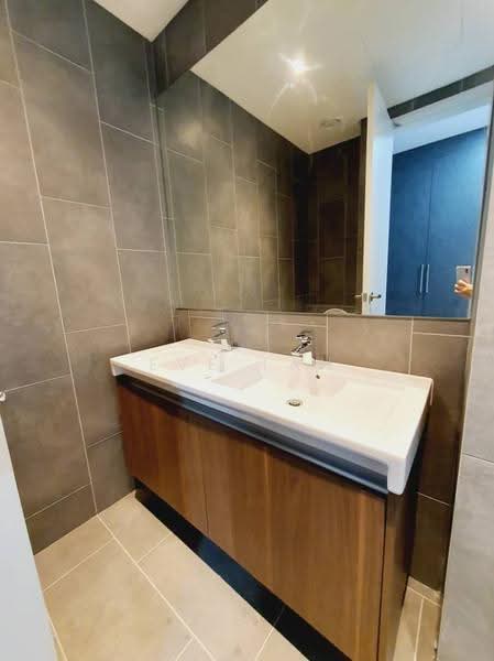 Service Residence for Sale at Ativo Suites @ Damansara Avenue - Eve Tan - Bathroom - PropertyGuru.com.my