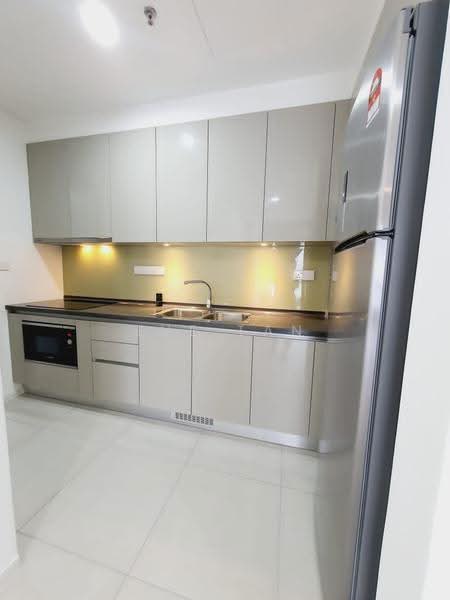 Service Residence for Sale at Ativo Suites @ Damansara Avenue - Eve Tan - Kitchen - PropertyGuru.com.my