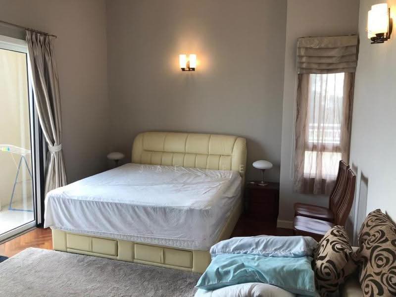 Kondominium untuk Dijual di Quayside Seafront Resort Condominiums - Jae Lee - Bedroom - PropertyGuru.com.my