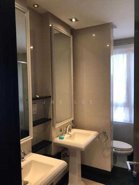 Kondominium untuk Dijual di Quayside Seafront Resort Condominiums - Jae Lee - Bathroom - PropertyGuru.com.my