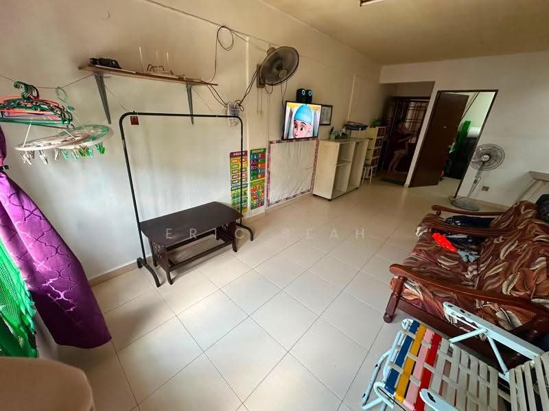 Flat for Sale at Sri Lanang - Eric Seah - Living Room - PropertyGuru.com.my