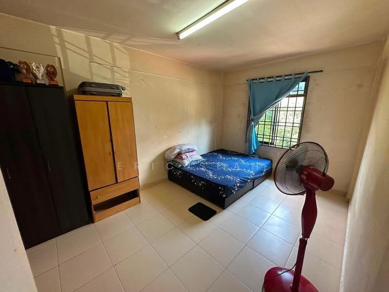 Flat for Sale at Sri Lanang - Eric Seah - Bedroom - PropertyGuru.com.my