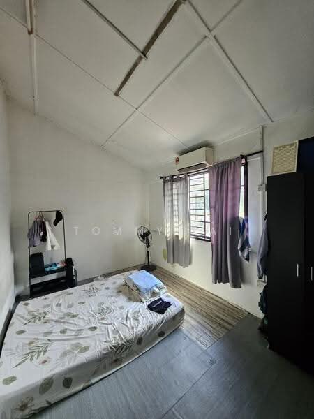 2-storey Terraced House for Sale in Taman Megah Ria (Masai) - Tommy Tai - Bedroom - PropertyGuru.com.my