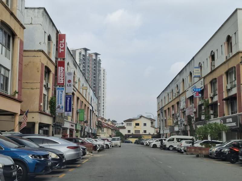 Shop / Office for Rent in Usj 1 (Subang Jaya) - FC Wong - Exterior - PropertyGuru.com.my