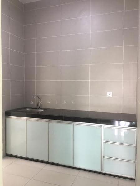 Kondominium untuk Dijual di The Vyne - Ashlee LSS - Kitchen - PropertyGuru.com.my