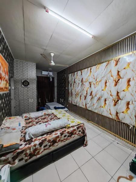 Rumah Teres 2-Tingkat untuk Dijual di Bandar Tiram (Ulu Tiram) - Melinda Ee - Bedroom - PropertyGuru.com.my