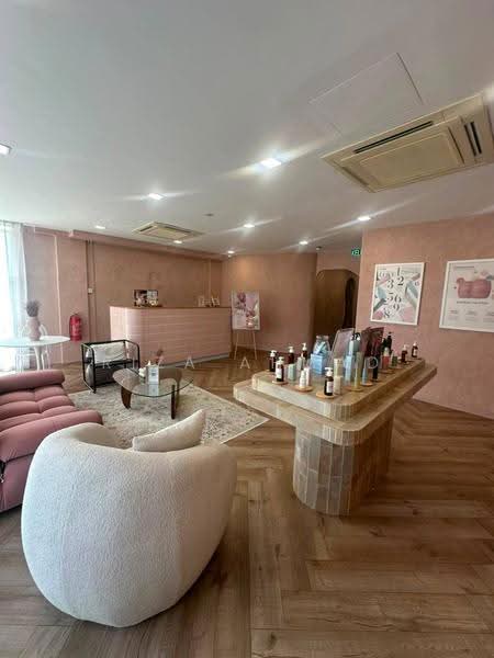 Kedai untuk Dijual di Bandar Baru Bangi (Selangor) - Riza Ahmad - Interior - PropertyGuru.com.my