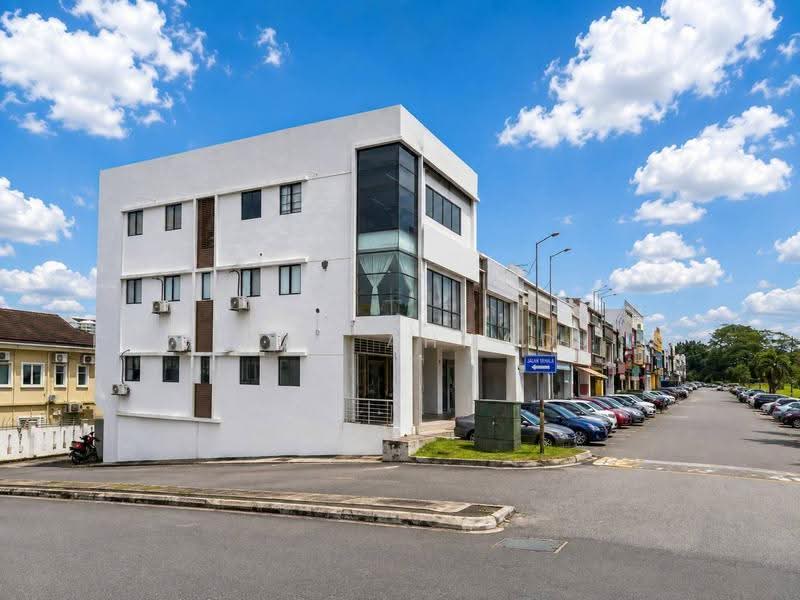 Kedai untuk Dijual di Bandar Baru Bangi (Selangor) - Riza Ahmad - Exterior - PropertyGuru.com.my