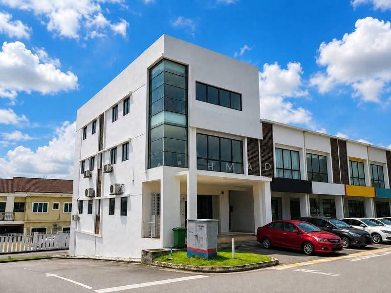 Kedai untuk Dijual di Bandar Baru Bangi (Selangor) - Riza Ahmad - Exterior - PropertyGuru.com.my