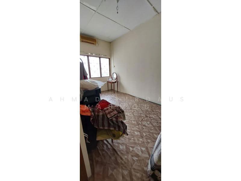 Rumah Teres 1-Tingkat untuk Dijual di Taman Palm Grove (Klang) - Ahmad Firdaus Mahmod - Bedroom - PropertyGuru.com.my