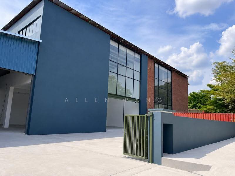 Semi-D Factory for Rent in Taman Subang Perdana (Sungai Buloh) - Allen Pang - Exterior - PropertyGuru.com.my