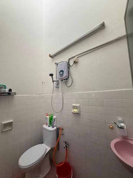1-storey Terraced House for Sale in Ampang Jaya (Ampang) - Mohd Nor Fahmi - PropertyGuru.com.my