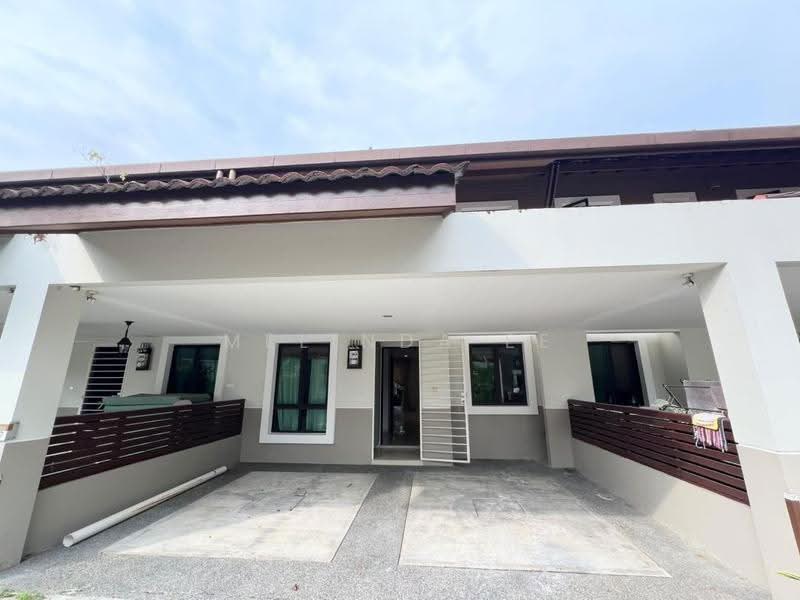 Rumah Teres 2-Tingkat untuk Dijual di Leisure Farm (Gelang Patah) - Melinda Ee - Exterior - PropertyGuru.com.my