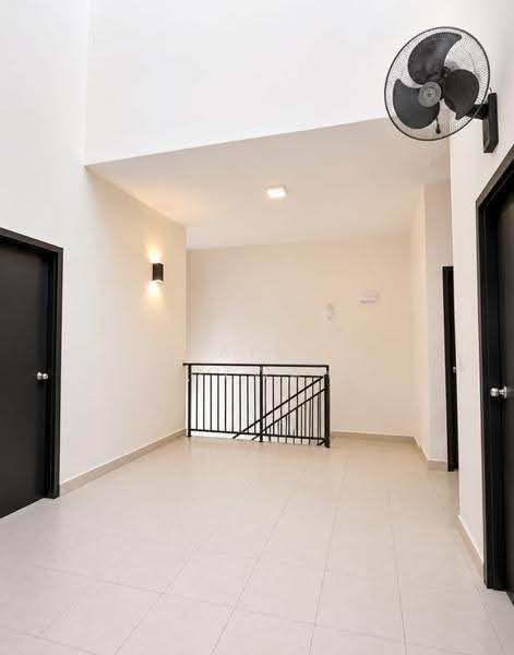 2-storey Terraced House for Sale in Iringan Bayu (Seremban) - Khairul Idzwan - Interior - PropertyGuru.com.my