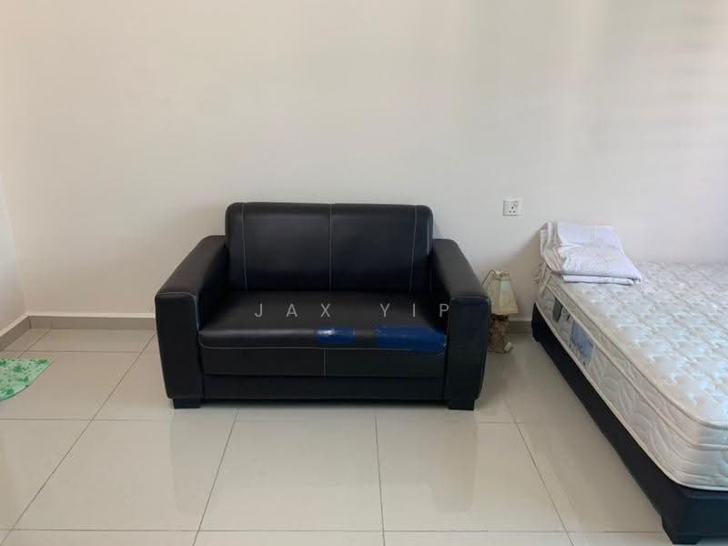 Pangsapuri untuk Disewa di Zennith Suites (Pangsapuri Kebun Teh) - Jax Yip - Living Room - PropertyGuru.com.my
