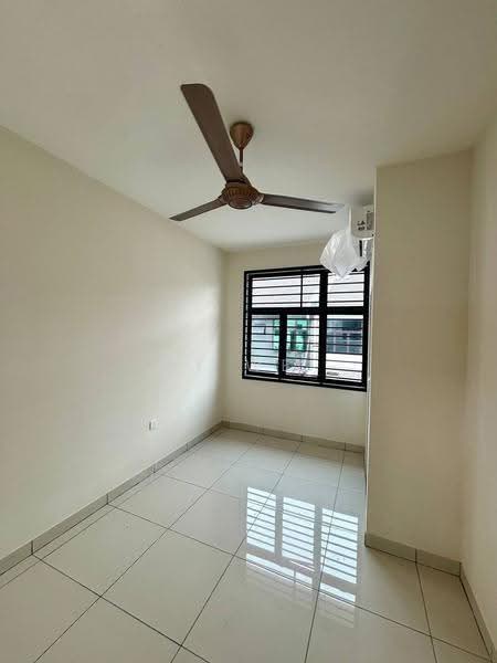 2-storey Terraced House for Rent in Bandar Baru Uda (Johor Bahru) - Li Wei - Interior - PropertyGuru.com.my