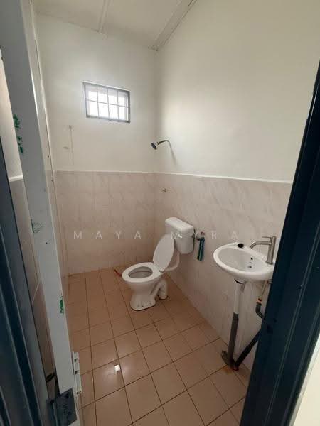 Rumah Berkembar untuk Disewa di Taman Sri Bayu (Sepang) - Maya Myra - Bathroom - PropertyGuru.com.my