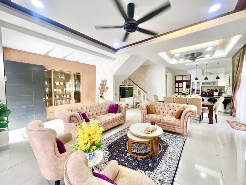2-storey Terraced House for Sale in Kajang (Selangor) - Ashraff Daniel - Living Room - PropertyGuru.com.my