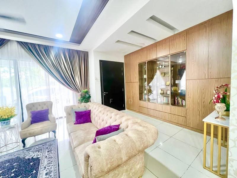 2-storey Terraced House for Sale in Kajang (Selangor) - Ashraff Daniel - Living Room - PropertyGuru.com.my