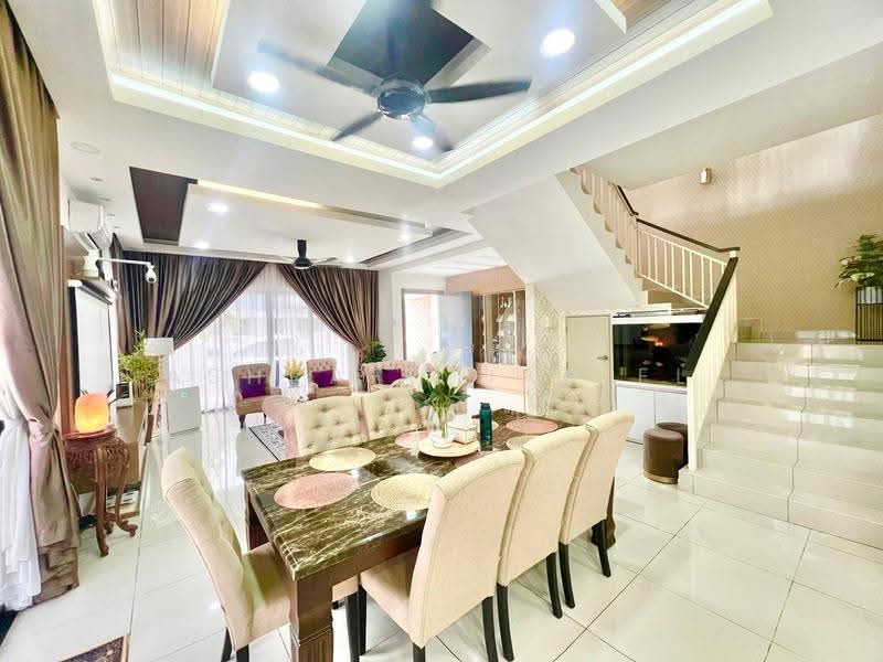 2-storey Terraced House for Sale in Kajang (Selangor) - Ashraff Daniel - Living Room - PropertyGuru.com.my