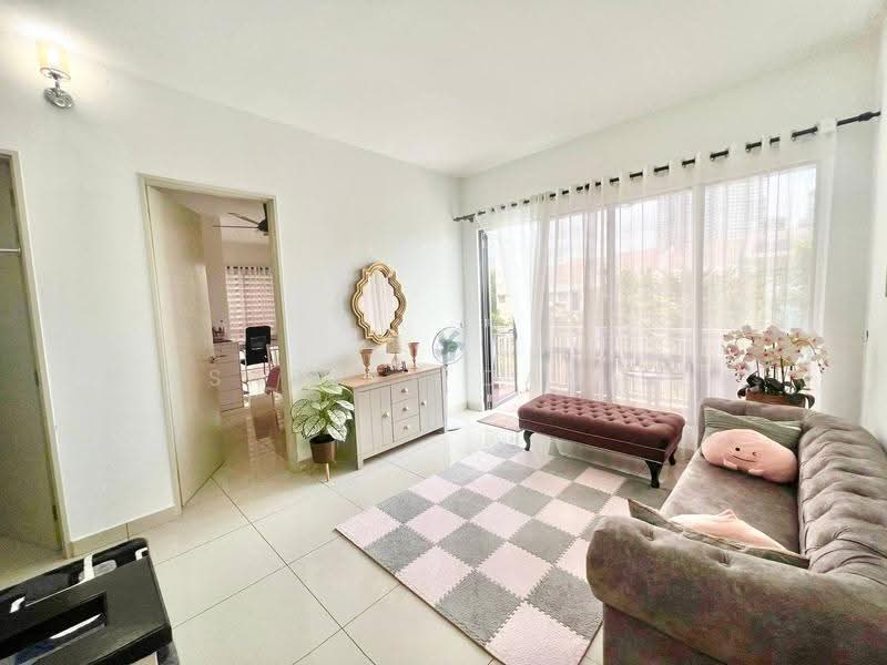 2-storey Terraced House for Sale in Kajang (Selangor) - Ashraff Daniel - Living Room - PropertyGuru.com.my