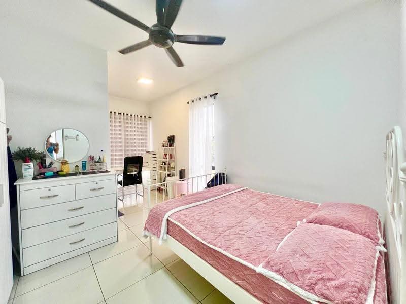 2-storey Terraced House for Sale in Kajang (Selangor) - Ashraff Daniel - Bedroom - PropertyGuru.com.my