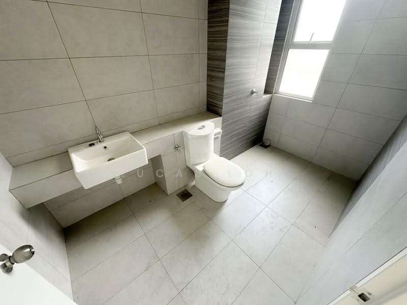 2-storey Terraced House for Sale in Bandar Gamuda Gardens (Rawang) - Lucas Loh - Bathroom - PropertyGuru.com.my