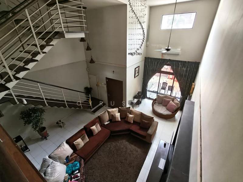 Rumah Teres 3-Tingkat untuk Dijual di Lake Fields (Sungai Besi) - Cyrus Ng - Living Room - PropertyGuru.com.my