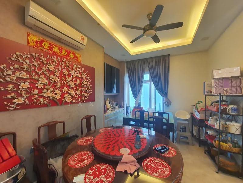 Zero-Lot Bungalow for Sale in Ulu Kelang (Kuala Lumpur) - Janice Yap - Dining Room - PropertyGuru.com.my