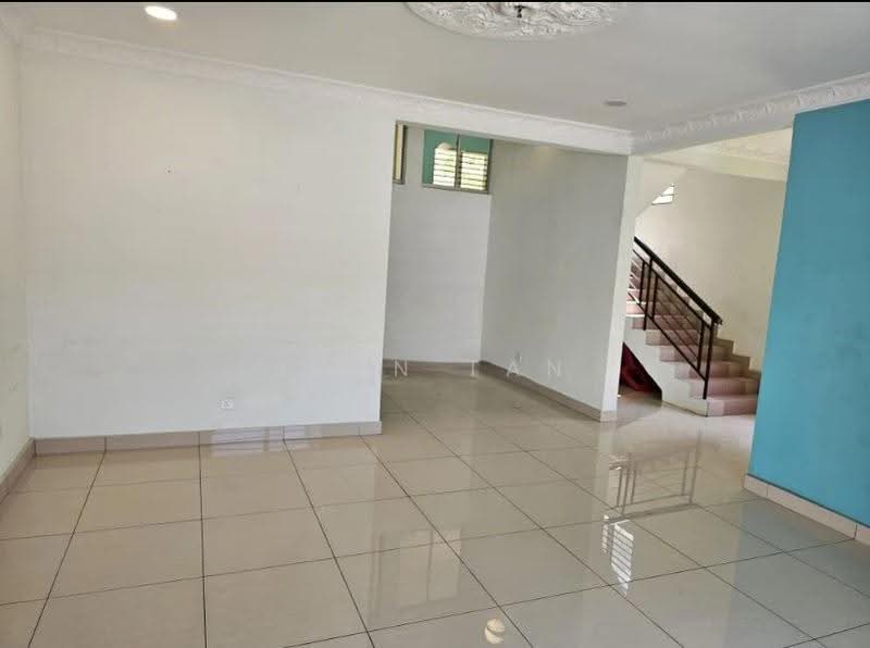 Semi-Detached House for Sale in Seri Kembangan (Selangor) - Ivan Tan - Living Room - PropertyGuru.com.my