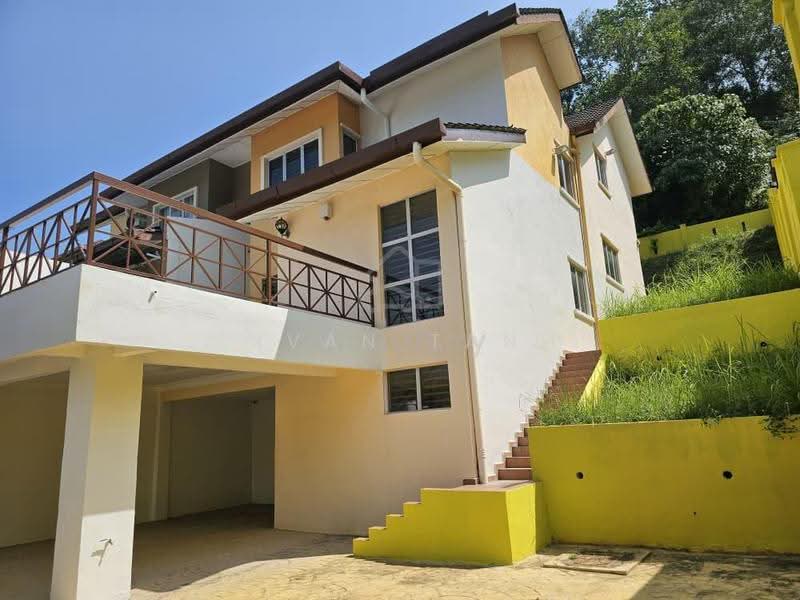 Semi-Detached House for Sale in Seri Kembangan (Selangor) - Ivan Tan - Exterior - PropertyGuru.com.my