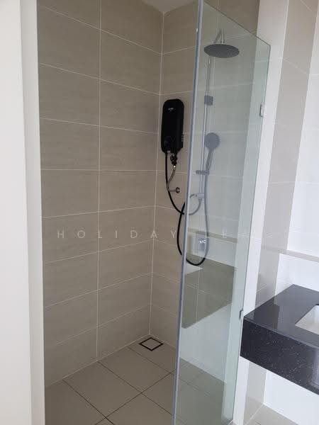 Condominium for Rent at The Maple Residences - Holiday Lew - Bathroom - PropertyGuru.com.my