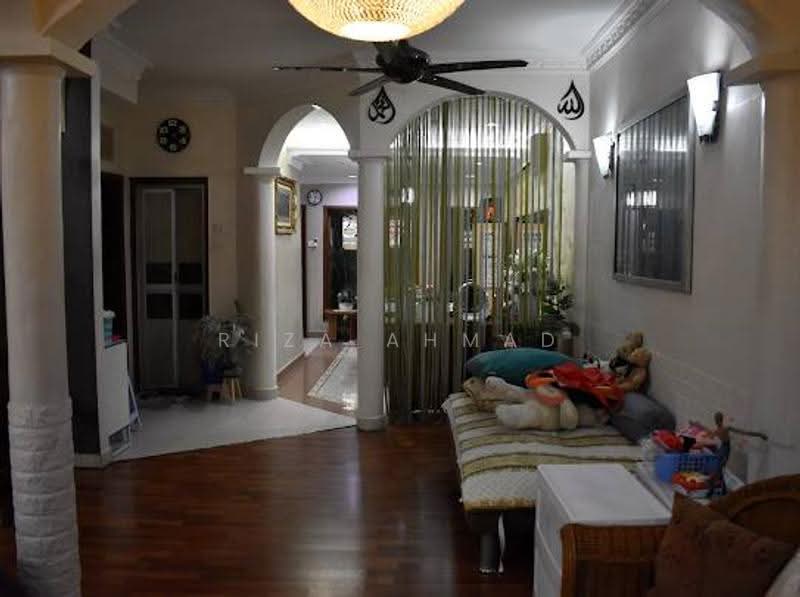 2-storey Terraced House for Sale in Seksyen 5 Wangsa Maju (Wangsa Maju) - Riza Ahmad - Living Room - PropertyGuru.com.my