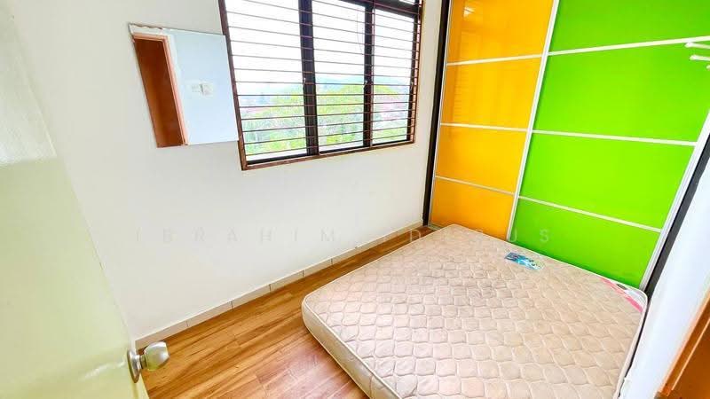 Rumah Teres 2-Tingkat untuk Dijual di Ukay Bistari (Ulu Kelang) - Ibrahim Iderus - Bedroom - PropertyGuru.com.my